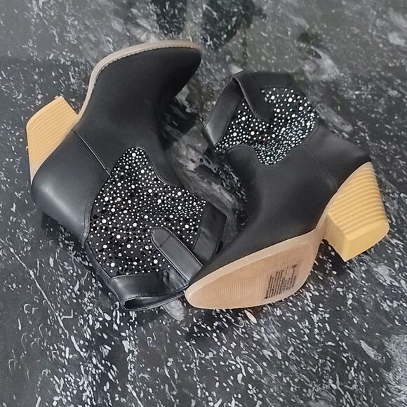 BRAND NEW FOREVER RIVER WOMEN'S ANKLE BOOT - Picture 11 of 15